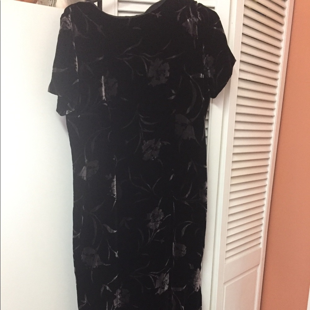 Vintage Patterned velvet evening dress